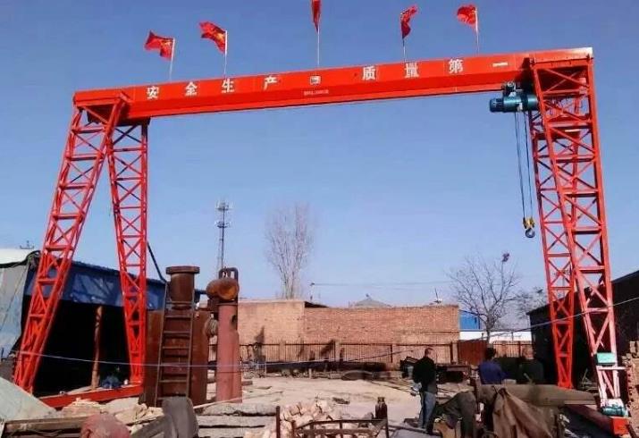 MHGY10噸上包下花葫蘆龍門吊中上跨主梁拱度檢查方法有哪些？為什么電路要檢查接地措施呢？